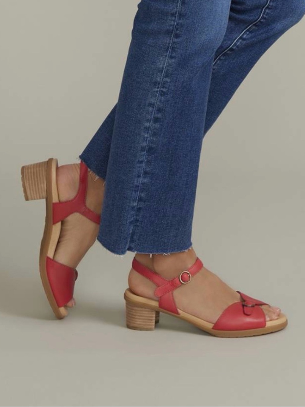 Dansko Tessi Sandal Sz 36 US 5.5-6 in Poppy Red Block Heel NWOB